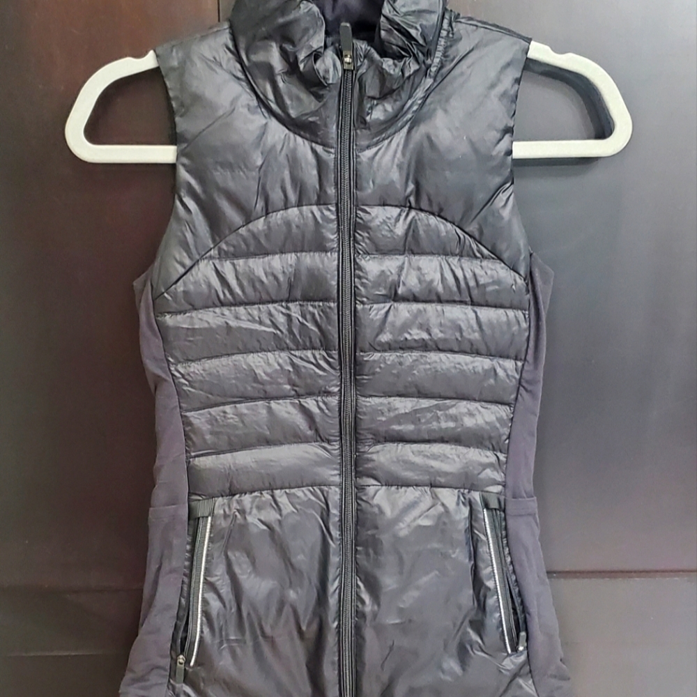 Lululemon insulated vest